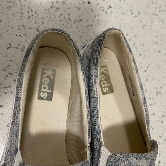 KEDS Jump Kick Slip On Leo Chambray Sneakers Blue White Leopard Clouds Sz 6.5 - Picture 4 of 7